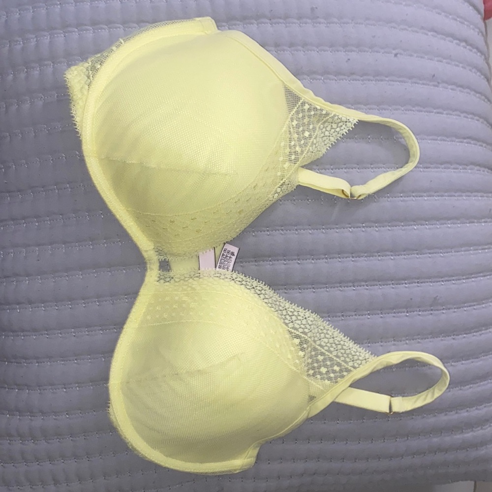Victoria Secret Bra